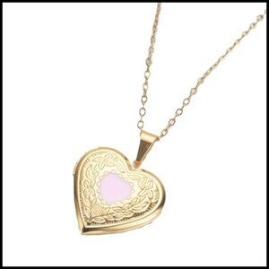 Retro Heart Locket Necklace with Carved Flower Relief Pattern Clavicle Jewelry